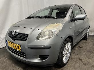 škoda osobní automobily Toyota Yaris Yaris II (P9) Hatchback 1.3 16V VVT-i (2SZFE) [64kW]  (08-2005/11-2010=
) 2006/9