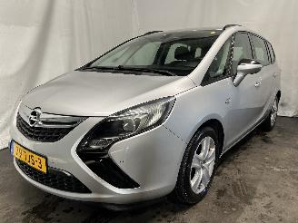Coche accidentado Opel Zafira Zafira Tourer (P12) MPV 1.4 Turbo 16V EcoFLEX (A14NET(Euro 5)) [103kW]=
  (10-2011/05-2018) 2012/2