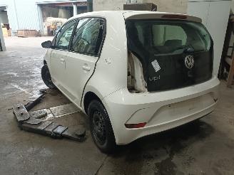 Volkswagen Up! Up! (121) Hatchback 1.0 12V 60 (CHYA) [44kW]  (08-2011/08-2020) picture 4