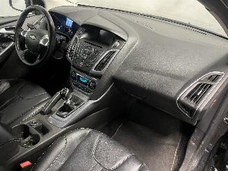 Ford Focus Focus 3 Wagon Combi 1.6 TDCi ECOnetic (NGDB) [77kW]  (05-2012/05-2018)= picture 9
