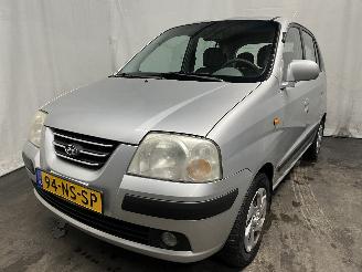 uszkodzony samochody osobowe Hyundai Atos Atos Hatchback 1.1 12V (G4HD) [43kW]  (05-2003/05-2005) 2004/2