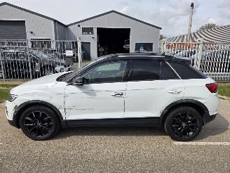Volkswagen T-Roc 1.5 TSI DSG picture 3