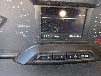 Peugeot Partner 1.5 BlueHDI Premium automaat | Motorschade picture 8