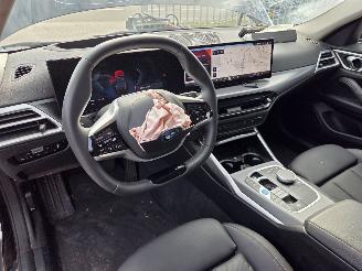 BMW i4 eDrive40 picture 11
