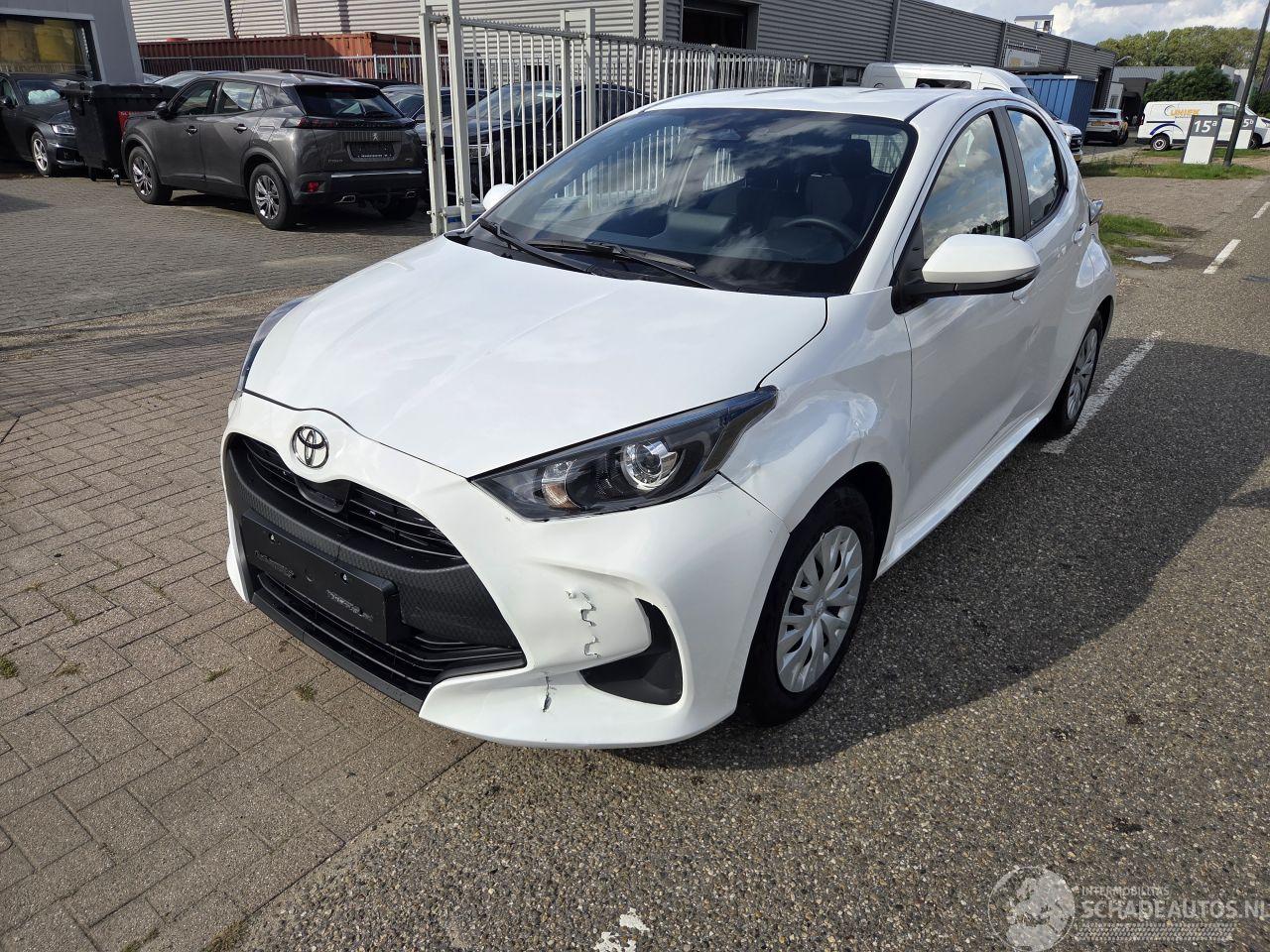 Toyota Yaris Hybrid