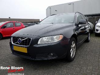 Schadeauto Volvo V-70 2.4 D5 Summum 215pk 2011/10