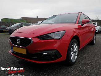 krockskadad bil auto Seat Leon 1.0 eTSI Style Business Intense DSG-automaat 100 pk 2022/5