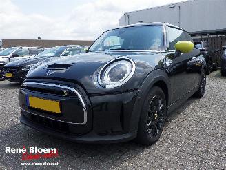 Schadeauto Mini Mini Electric Resolute Edition 33kWh Camden 2022/7