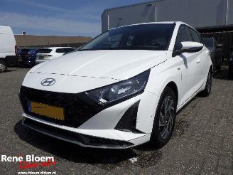 damaged passenger cars Hyundai I-20 1.0 T-GDI Comfort Smart 101pk Navi 2024/4