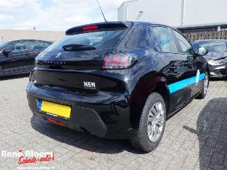 škoda osobní automobily Peugeot 208 1.2 PureTech Active 5-drs 2021/6