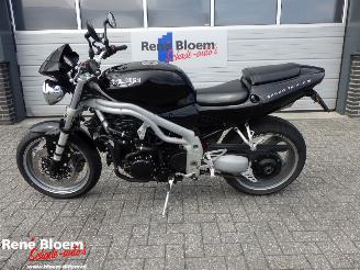 Schade motor Triumph Speed Triple 955i 2003/3