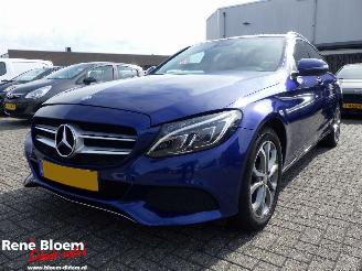 Schadeauto Mercedes C-klasse Estate 350e LeaseEdition 211pk 2015/9
