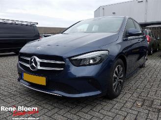 Schadeauto Mercedes B-klasse B180 Businessline Aut 136pk 2022/11