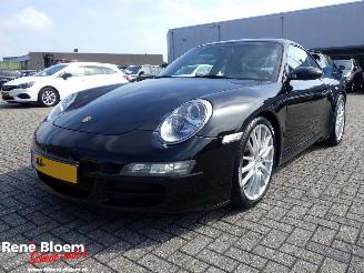 damaged passenger cars Porsche 911 3.6 CARRERA Coupe 2006/10