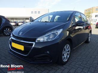 krockskadad bil auto Peugeot 208 1.2 Puretech Active 5drs Airco 2016/11