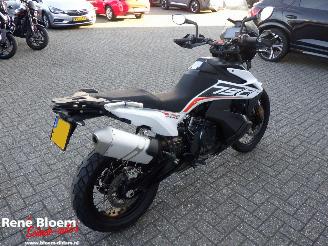 KTM  790 Adventure picture 4