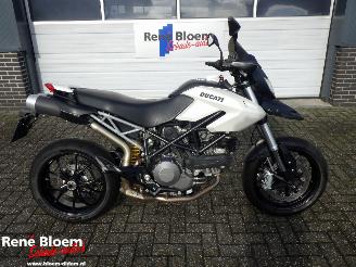 krockskadad bil motor Ducati Hypermotard 796 2011/6