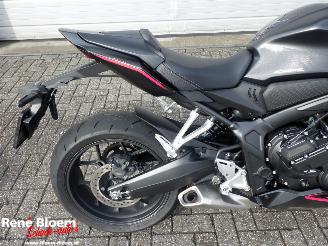 Honda  CBR 650R picture 17
