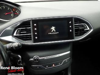 Peugeot 308 1.6 Blue HDI 120pk picture 17