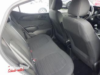 Hyundai I-10 1.0 Comfort picture 15