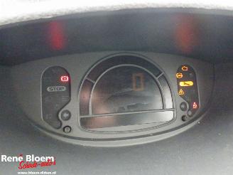 Renault Modus 1.6-16V Night & Day 111pk Automaat picture 16