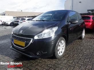 uszkodzony samochody osobowe Peugeot 208 1.0 VTI Access 2014/7