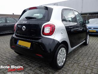uszkodzony samochody osobowe Smart Forfour 1.0 Pure 5drs Airco 2016/8