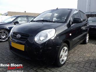 damaged passenger cars Kia Picanto 1.0 x-pect 5drs Airco 2011/10