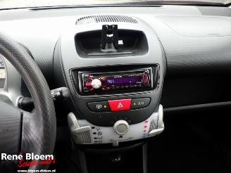 Peugeot 107 1.0 Active Airco picture 12