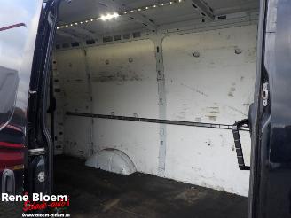 Iveco Daily 35S 16V 2.3 352 H3 156pk Aut picture 10