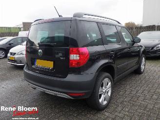 Coche accidentado Skoda Yeti 1.2 TSI Comfort 5drs 2012/9