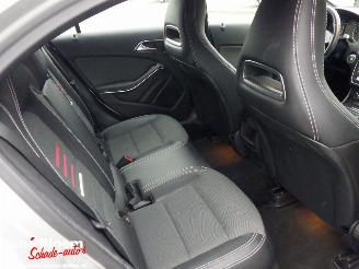 Mercedes A-klasse 160 AMG Line Automaat picture 10