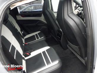 Porsche Cayenne 3.0 E-HYBRID Full Option 476pk picture 17