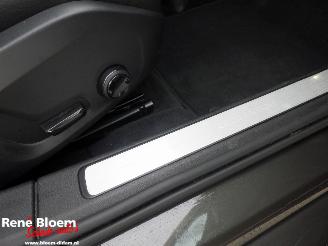 Volvo V-60 2.0 T6 Plug-in-Hybrid 253pk AWD picture 11