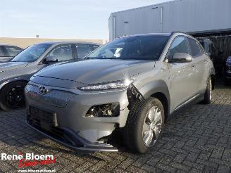 Unfallwagen Hyundai Kona EV Comfort 64kWh 2019/10