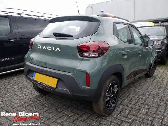 skadebil auto Dacia Spring Expression Automaat 27kWh 2024/4