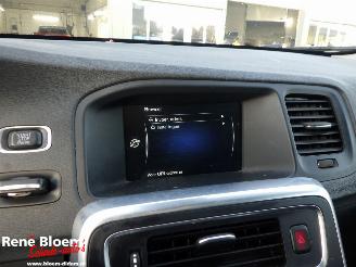 Volvo V-60 2.4 D6 Twin Engtine R-Design Aut picture 18