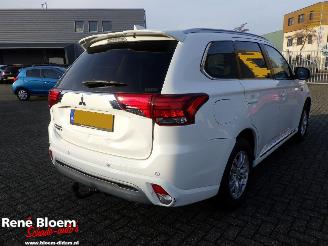 Mitsubishi Outlander 2.4 PHEV Pure  Aut Navi picture 4