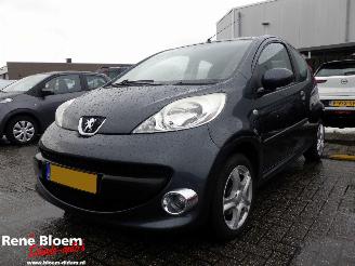 krockskadad bil auto Peugeot 107 1.0-12V XS 2009/1