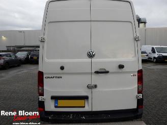 Volkswagen Crafter 35 2.0 TDI L4H4 177pk Aut picture 3
