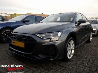 krockskadad bil auto Audi A3 Sportback 40 TFSI S-Line Editoin 204pk 2025/7