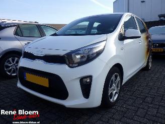 Damaged car Kia Picanto 1.0 DPI Comfortline 5drs Airco 2022/12