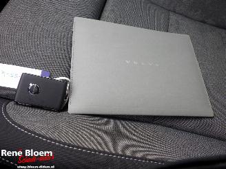 Volvo XC40 2.0 B4 Plus Dark 197pk picture 21