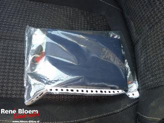 Peugeot 308 SW 1.6 BlueHDI Blue Lease Executive picture 21