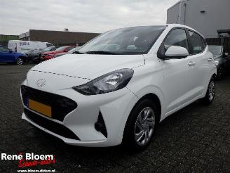 krockskadad bil auto Hyundai I-10 1.0 Comfort 5-zits 2024/2