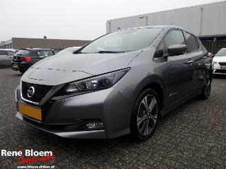 krockskadad bil auto Nissan Leaf N-connecta 40kWh Automaat 2018/10