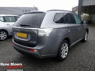Avarii autoturisme Mitsubishi Outlander 2.0 PHEV Executive Edition AWD 2014/5