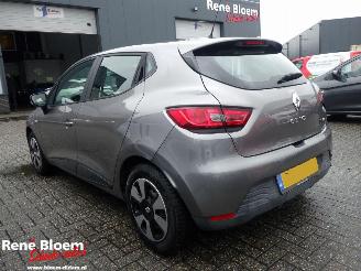 Renault Clio 0.9 TCE Expression 5drs Navi picture 2