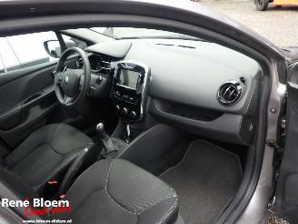 Renault Clio 0.9 TCE Expression 5drs Navi picture 10