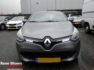 Renault Clio 0.9 TCE Expression 5drs Navi picture 6